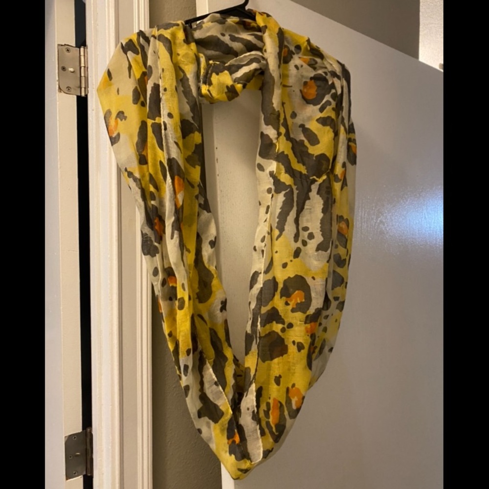 Infinity scarf